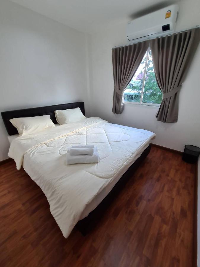 Yyk Holiday Rooms Ban Khlong Krang Exterior photo