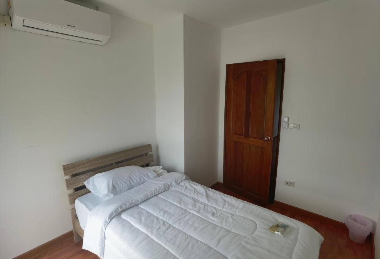 Yyk Holiday Rooms Ban Khlong Krang Exterior photo
